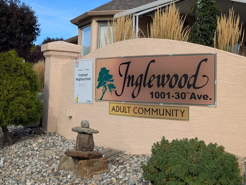 Inglewood adult community sign, 1001 30th Avenue
